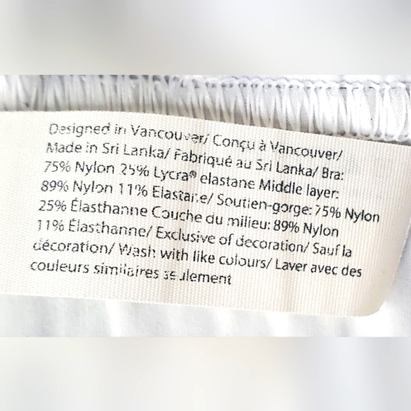 Lululemon Size 8 B/C -Sports Bra in Ocean Air Color (Light Gray) - Picture 11 of 12